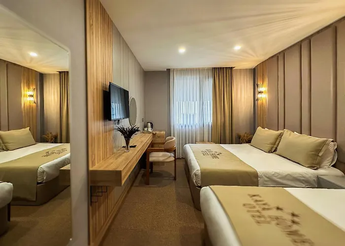 Готель Kaya 4*