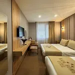 Hotel Kaya 4*